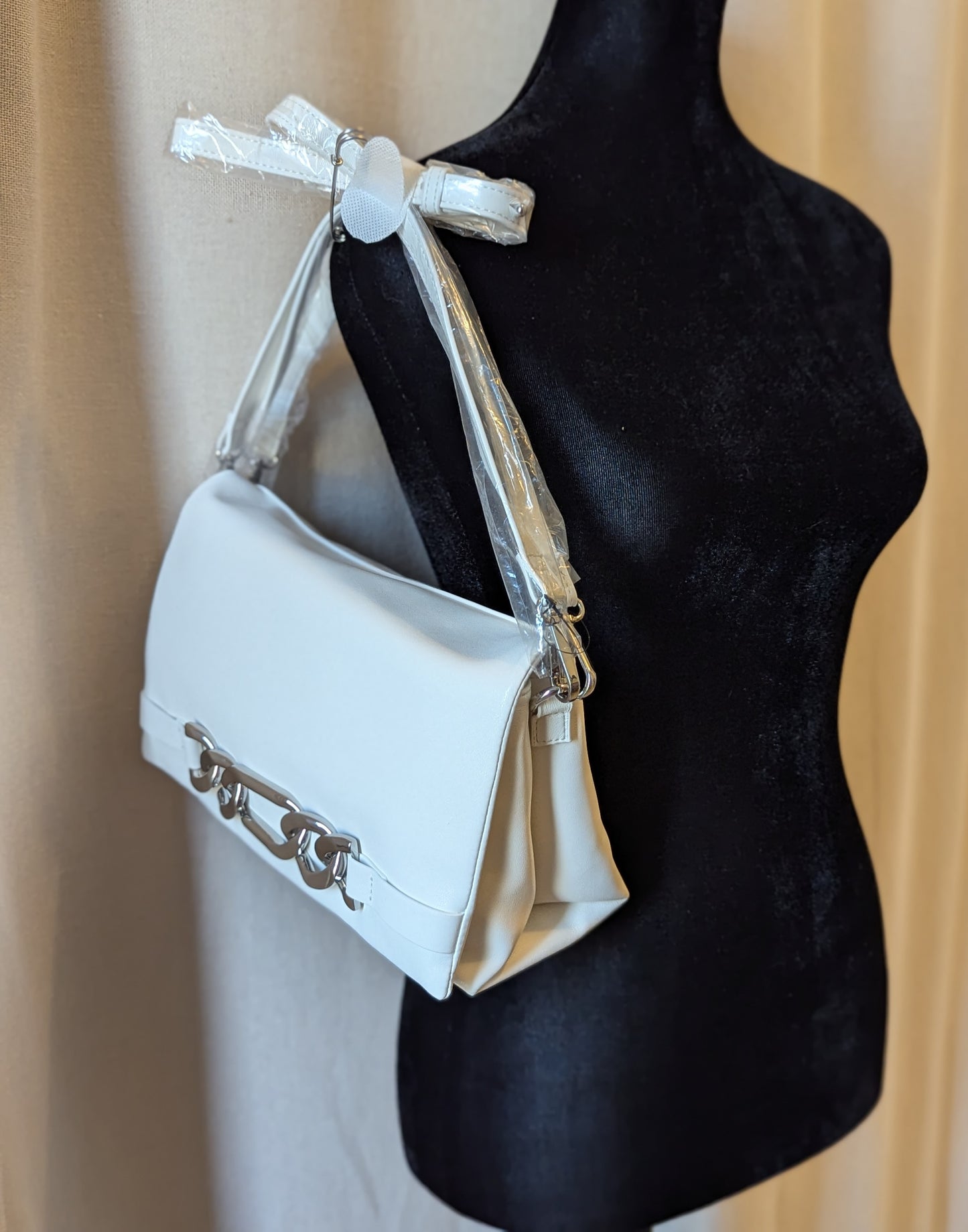 I.N.C. International Concepts Ninah Vanilla Small Crossbody Clutch (MSRP $80)