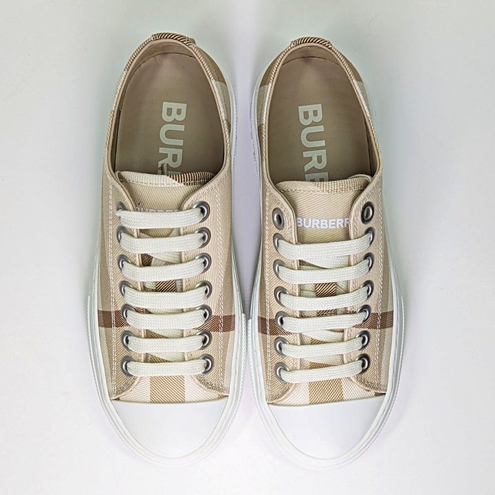 Burberry Women's Jack Checked Low Top Sneakers Size 36 (MSRP $675)