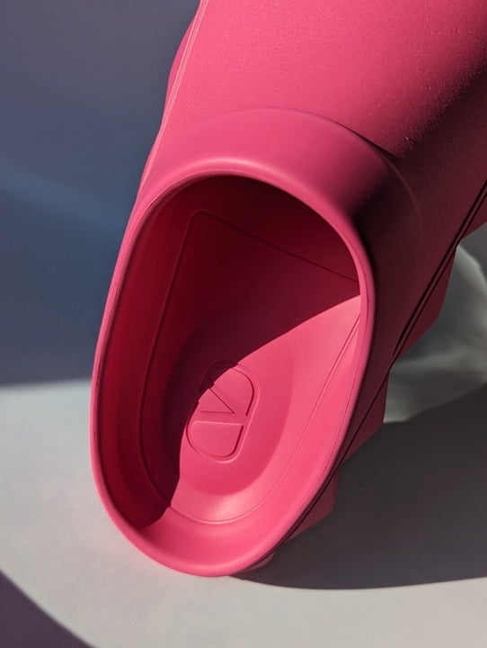 Valentino Garavani Men's Pink Roman Stud Turtle Slide Size 43 EU (MSRP $590)