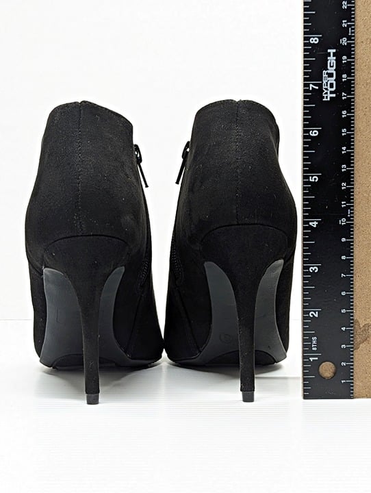 Journee Collection Women's Demmi Pointed Toe Shooties Black Size 8 M (MSRP $90)
