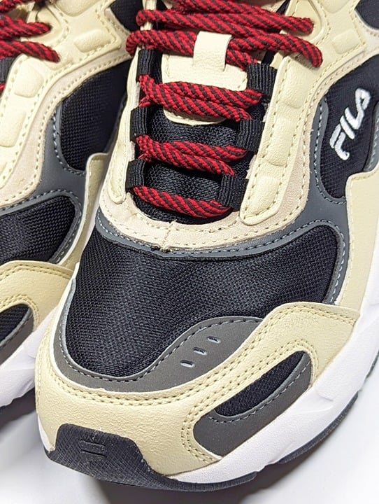 FILA Women's Luminance Low-Top Sneakers Size 9.5 US (MSRP $115)