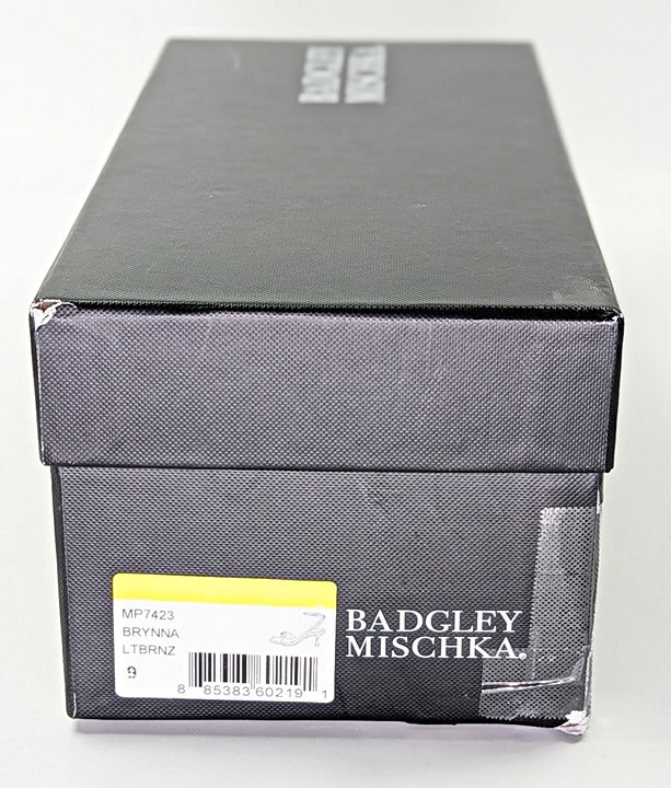 Badgley Mischka Brynna Leather Sandals with Heart Buckle Size 9 (MSRP $235)