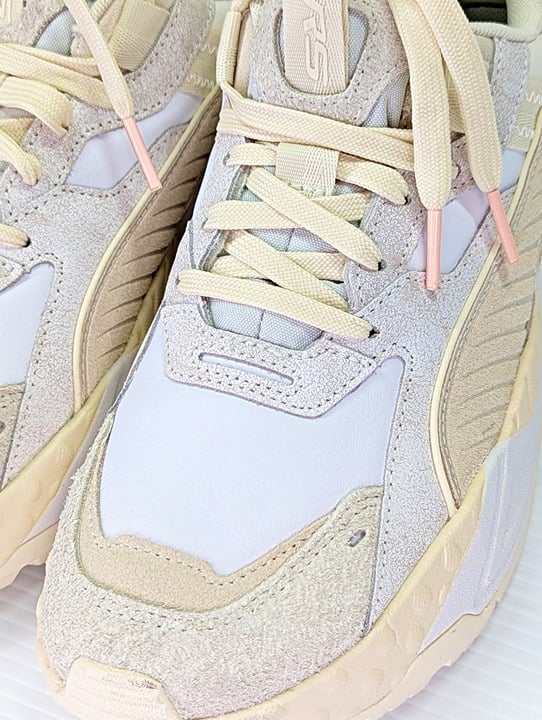 Puma Women's RS Track Trifted Low Top Sneakers White & Ivory Size 8.5 MSRP $120