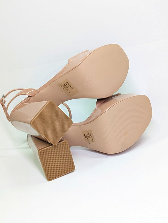 Aqua Cher Women's Tan Patent Dressy Platform Sandals Size 6 (MSRP $138)