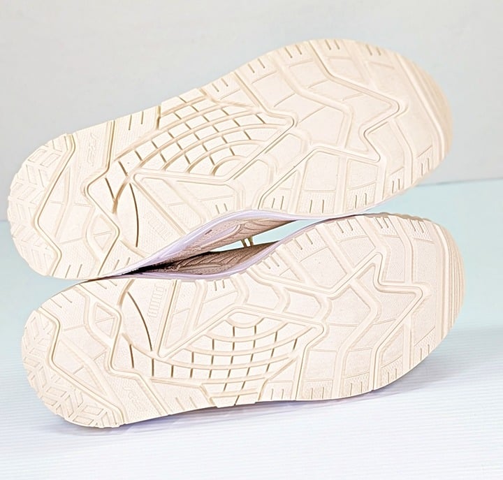 Puma Women's RS Track Trifted Low Top Sneakers White & Ivory Size 8.5 MSRP $120