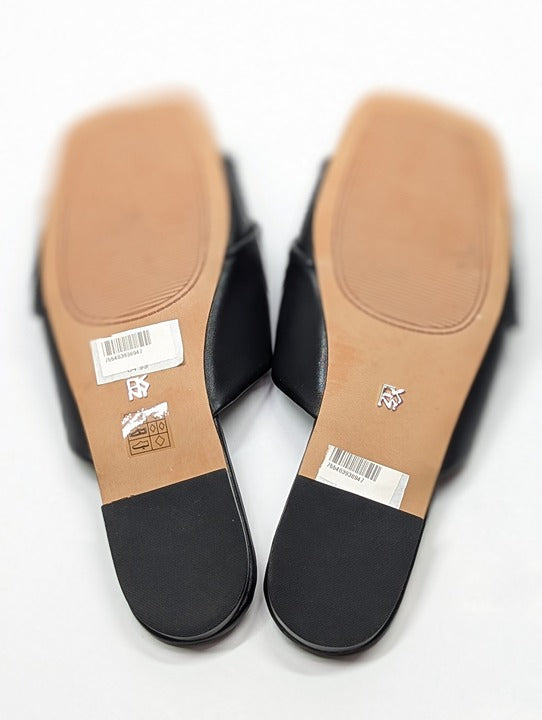 NWOB DKNY Women's Doretta Black Square Toe Slide Sandals Size 7 (MSRP $120)