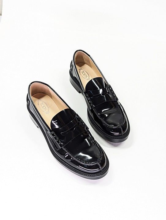 TOD'S Gomma Basso 59C Women's Patent Leather Moccasin Loafers Size 38 MSRP $695