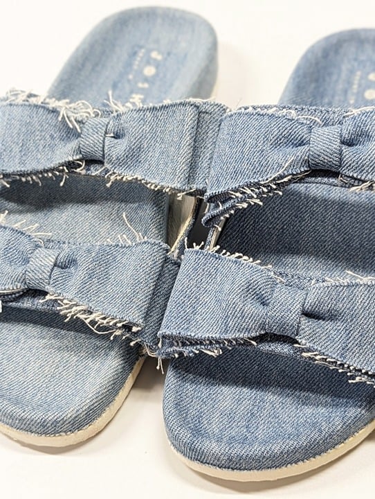 Joshua*S Sanders Women's Light Denim Knot Slides Sandals Size 37 IT (MSRP $272)