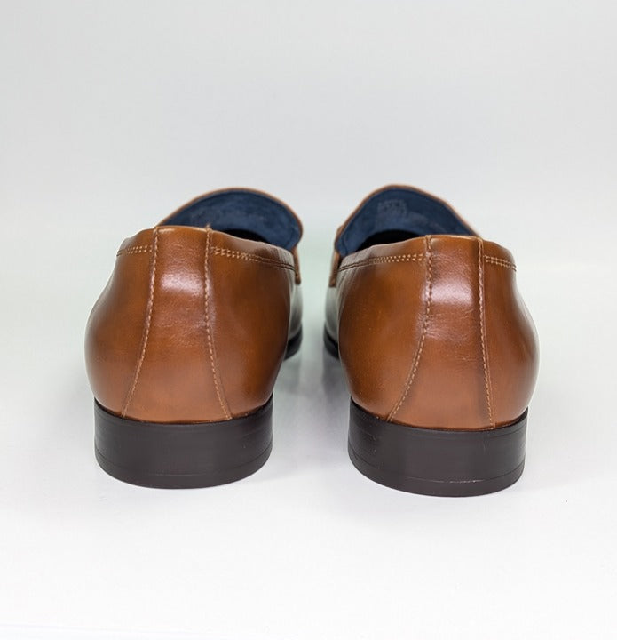 NWOB Steve Madden Shylo Men's Brown Leather Loafer Size 13 (MSRP $80)