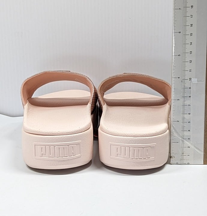 Puma Women's Bold Platform Pink Pearl Pool Slides Sandals Size 8.5 US (MSRP $85)