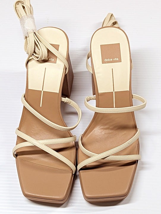 Dolce Vita Women's Amanda Ivory High Heel Sandals Size 10 (MSRP $150)