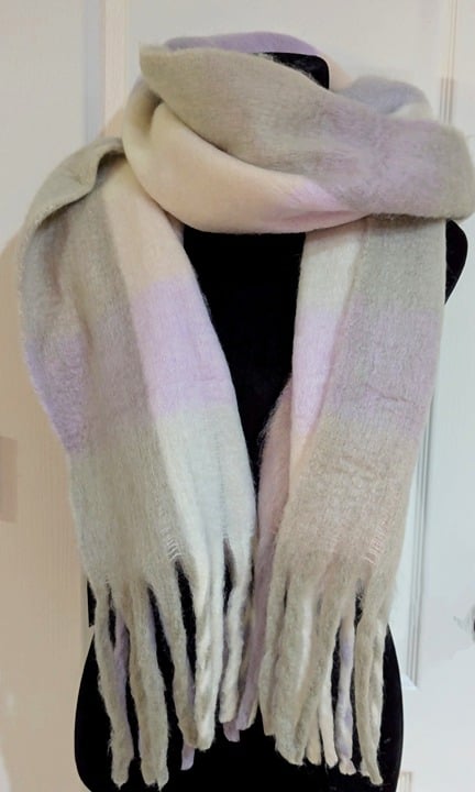 Marcus Adler Women's Cozy Plaid Scarf with Fringe-Trim Lilac O/S (MSRP $55)