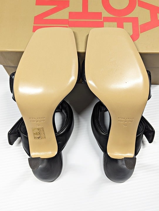 Gia Borghini X Pernille Teisbaek Perni 03 Womens Black Sandals Size 39 MSRP $395