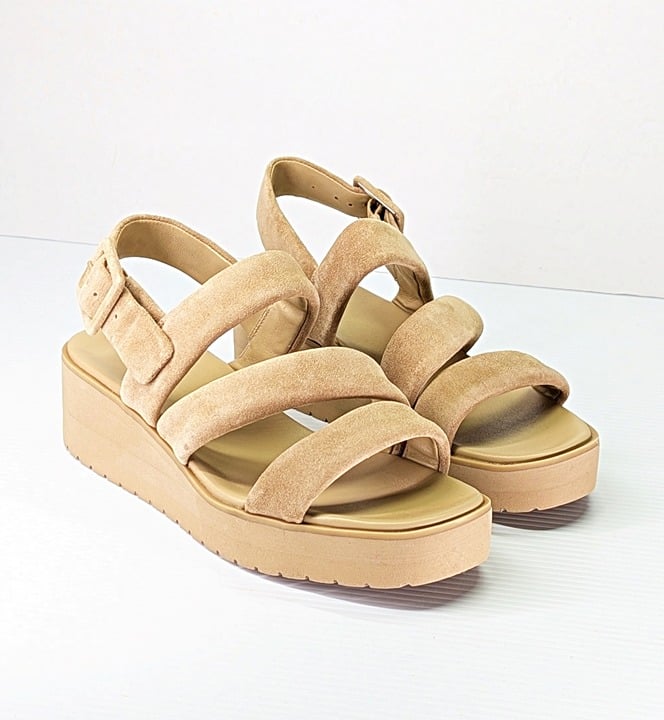 Vince Women's Skylar Strappy Slingback Sandals Dune Suede Size 8 M (MSRP $280)