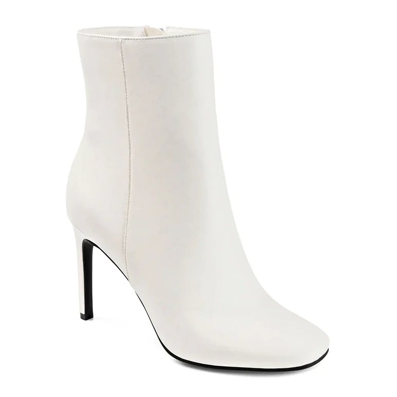 Journee Collection Women's Silvy Heel Bootie White Size 10 (MSRP $100)