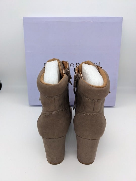 Madden Girl Women's Justinee Faux Suede Heels Combat & Lace-up Boots Size 7