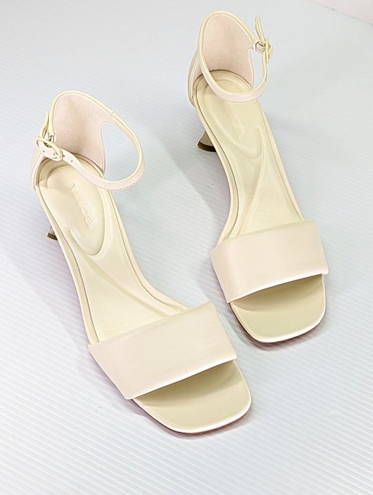 Vince Women's Pepa Ankle Strap Mid Heel Sandals Marble Cream Size 9.5 MSRP $295
