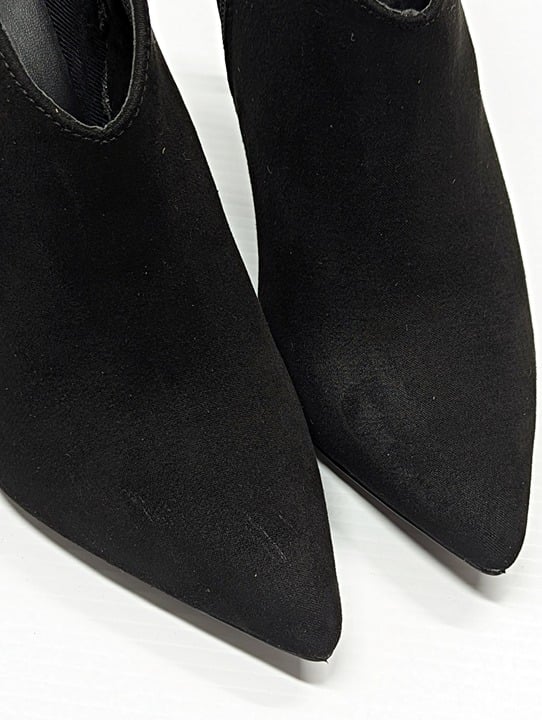 Journee Collection Women's Demmi Pointed Toe Shooties Black Size 8 M (MSRP $90)