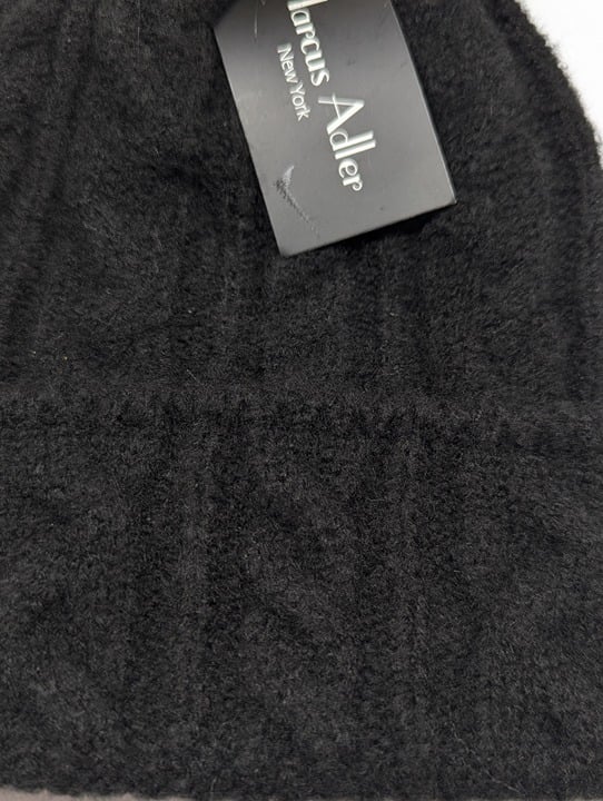 Marcus Adler Women's Black Cable Knit Faux Fur Pom Beanie O/S (MSRP $48)