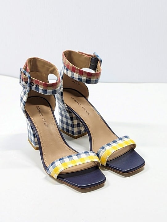 Donald Pliner Women's Watson Gingham-Print Leather Heel Sandal Size 9 MSRP $198