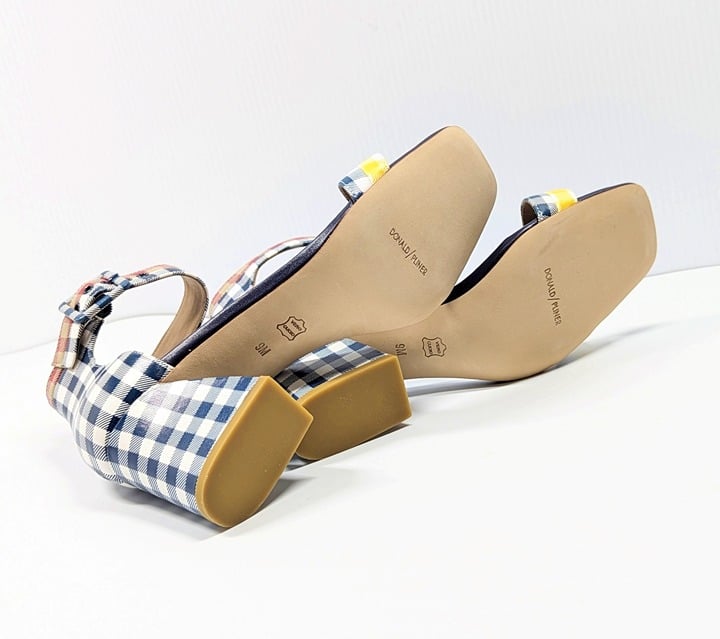 Donald Pliner Women's Watson Gingham-Print Leather Heel Sandal Size 9 MSRP $198