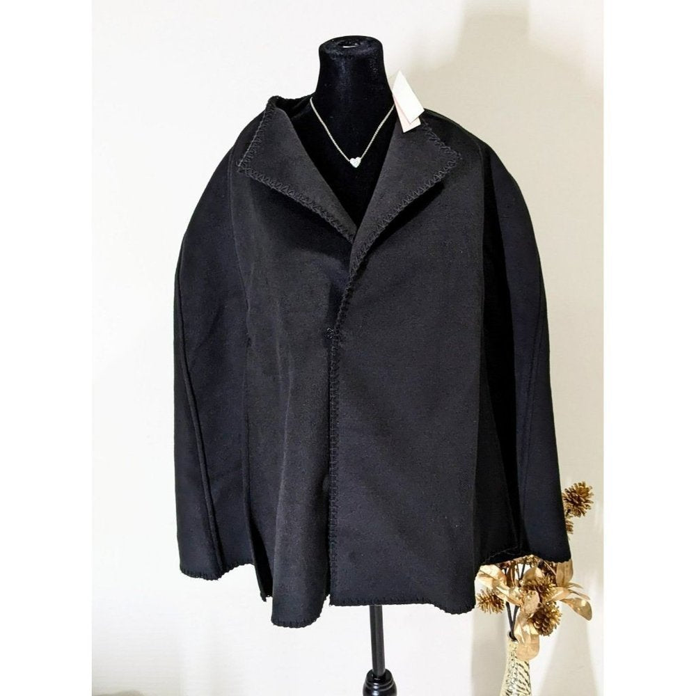 Aqua Women's Black Lapel Collar Cape (MSRP $228)