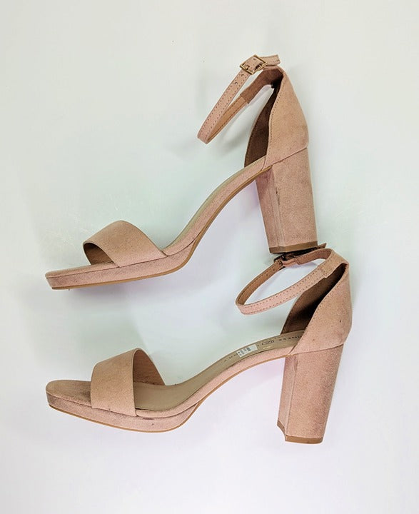 Chinese Laundry Women's Teri Micro Suede Dark Nude Size 10 (MSRP $90)