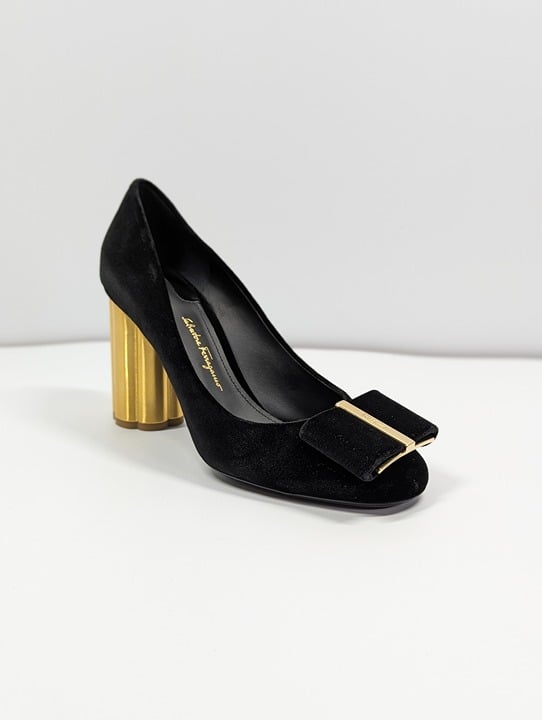 Salvatore Ferragamo Capua 85 Women's Flower Heel Satin Pump Size 7.5 (MSRP $850)