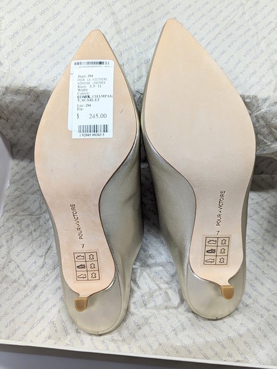 Pour La Victoire Women's Korrine Leather Heel Mules Champagne Size 7 (MSRP $245)