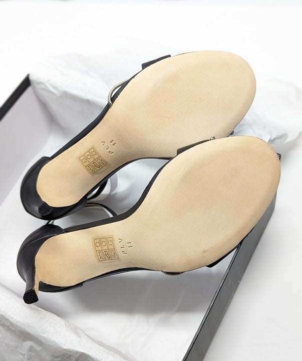 Pour La Victoire Women's Elanna Black Leather Heel Size 11 M (MSRP $225)