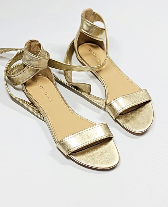Ivanka Trump Women's Carthe Metallic Leather Ankle Tie Sandals Size 8 MSRP $120