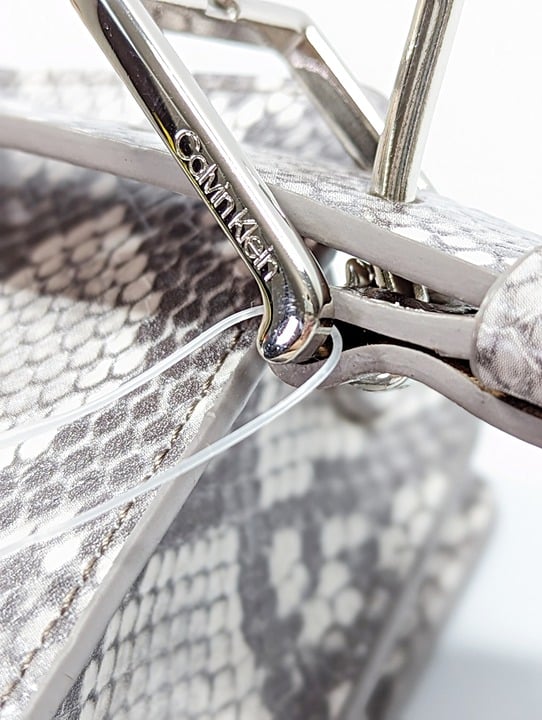 Calvin Klein Wide Flap Embossed Monogram Belt Bag Buckle Size M (MSRP $98)