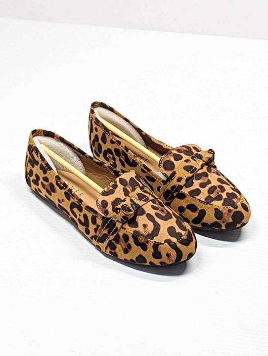 Journee Collection Women's Marci Leopard Slip On Flats Size 8 W (MSRP $65)