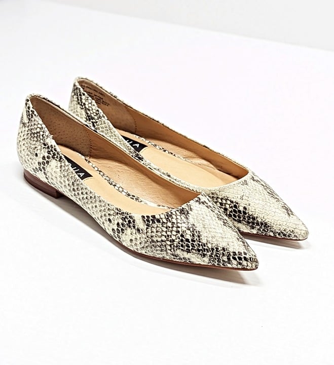 Aqua Women's Abel Snake Embossed Point Toe Flats Size 7 M (MSRP $79)