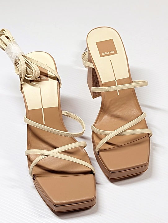 Dolce Vita Women's Amanda Ivory High Heel Sandals Size 10 (MSRP $150)