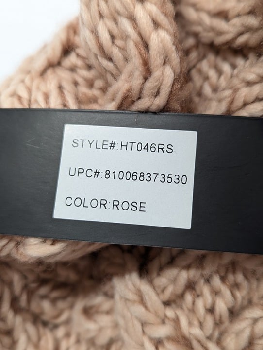 Marcus Adler Women's Rose Chunky Marled Cable Knit Beanie O/S (MSRP $42)