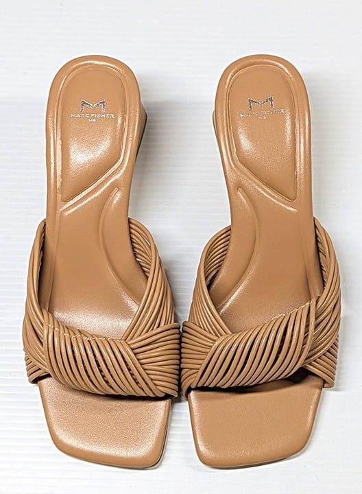 Marc Fisher LTD Women's Cherrie Leather Slide Sandals Size 10 (MSRP $150)