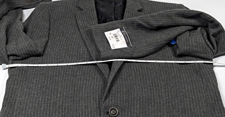 Vince Camuto Men's Bell 2-Piece Suit Light Gray Striped Size 42L/W35 (MSRP $150)