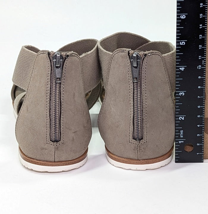 MIA Women's Valuna Flat Strappy Sandals Taupe Size 10 (MSRP $49)