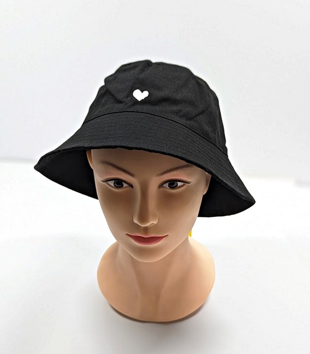 Kerri Rosenthal Women's Bucket Hat Heart In Black Cotton O/S (MSRP $128)
