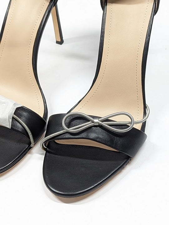 Pour La Victoire Women's Elanna Black Leather Heel Size 11 M (MSRP $225)