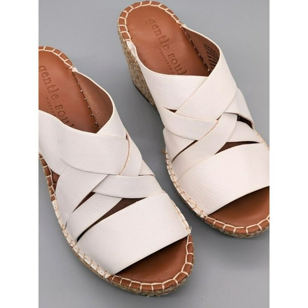 Gentle Souls Women's Charli Woven Strap Heel Sandal White Size 7.5 MSRP $199
