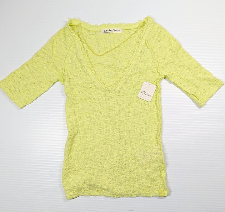 Free People Women's Francis Textured V-Neck Cropped Size XS (MSRP $58)