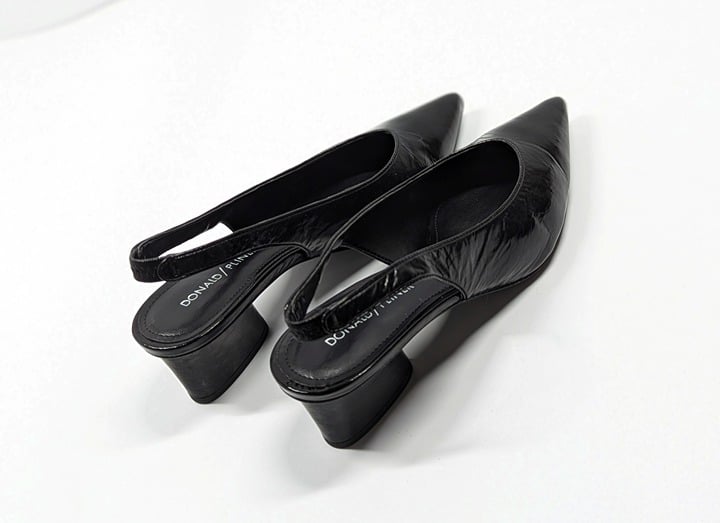 Donald J Pliner Women's Gema Pumps Black Distressed Shine Size 6.5 (MSRP $268)