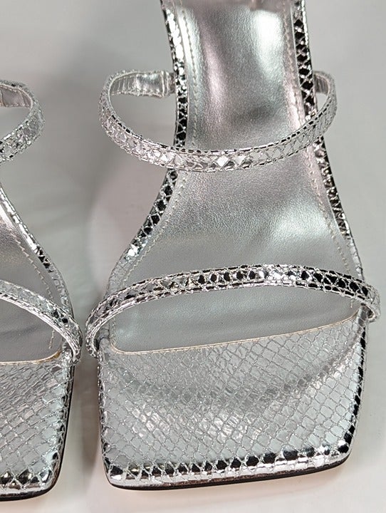 Marc Fisher Women's Dalida Embossed Silver Strappy Sandals Size 9 (MSRP $99)