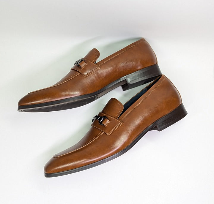 NWOB Steve Madden Shylo Men's Brown Leather Loafer Size 13 (MSRP $80)