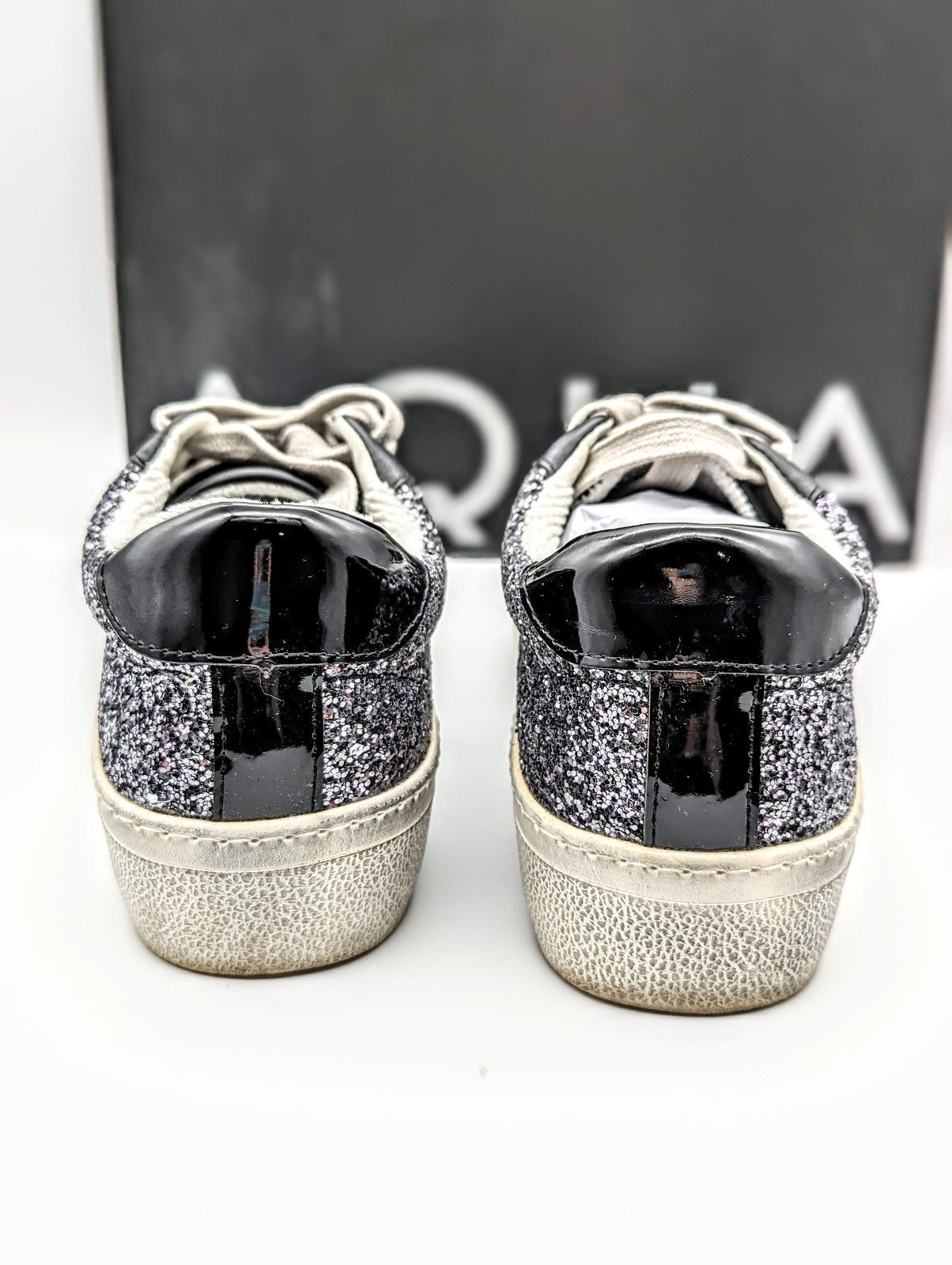 Aqua Play Women's Leather Fashion Sneakers Size 7.5 (MSRP $109)