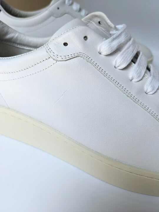 NWT The Men's Store at Bloomingdale's Low Top Sneakers White Size 10 MSRP $175