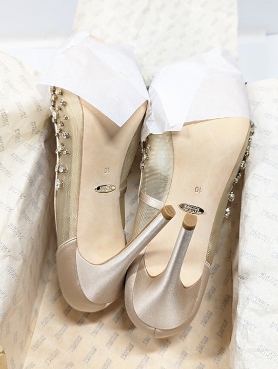 Badgley Mischka Women's Pepper Embellished Pumps Satin Size 10 (MSRP $295)