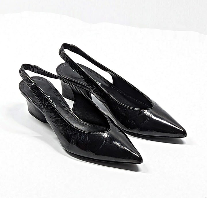 Donald J Pliner Women's Gema Pumps Black Distressed Shine Size 6.5 (MSRP $268)